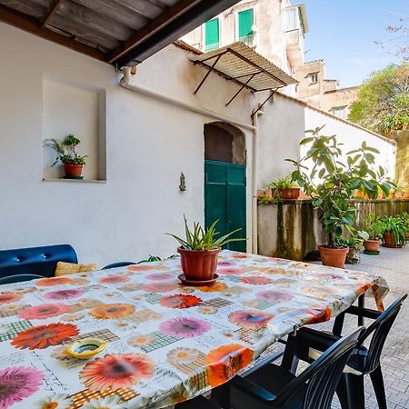 Stella II - Bh 95 Apartment Napoli Bagian luar foto