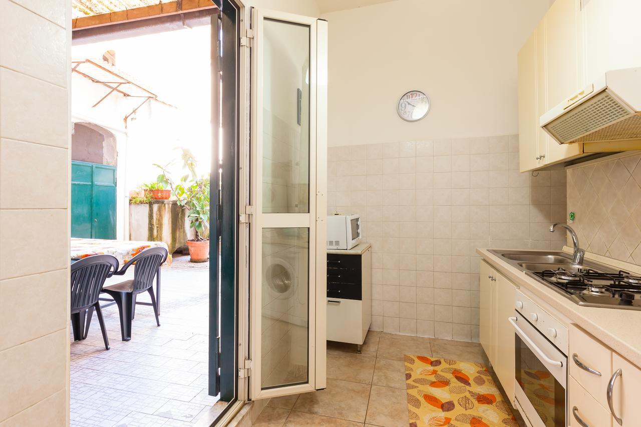 Stella II - Bh 95 Apartment Napoli Bagian luar foto